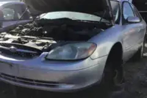 Photo of 2002 Ford Taurus