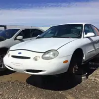 Photo of 1996 Ford Taurus