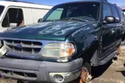 Photo of 1999 Ford Explorer