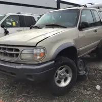 Photo of 2000 Ford Explorer