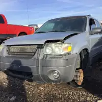 Photo of 2005 Ford Escape