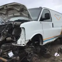 Photo of 2010 General Motors Express 2500 Van