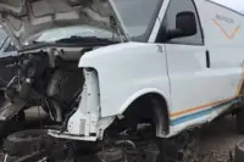 Photo of 2010 General Motors Express 2500 Van