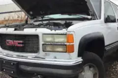 Photo of 1998 General Motors Suburban 1500