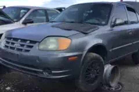 Photo of 2005 Hyundai Accent