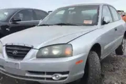Photo of 2004 Hyundai Elantra