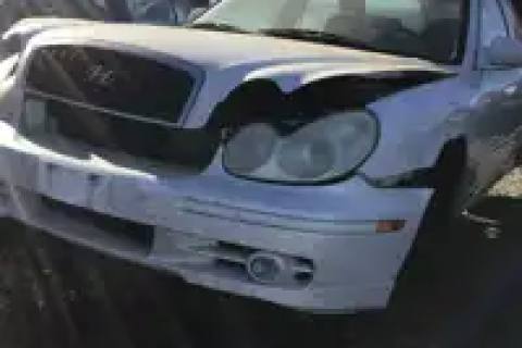 Photo of 2004 Hyundai Sonata