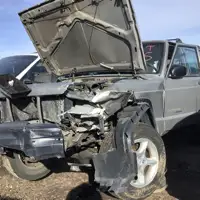 Photo of 2000 Jeep Cherokee