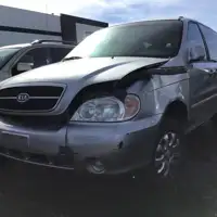 Photo of 2005 Kia Sedona