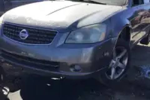 Photo of 2005 Nissan Altima