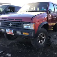 Photo of 1995 Nissan Pathfinder