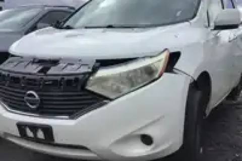 Photo of 2012 Nissan Quest