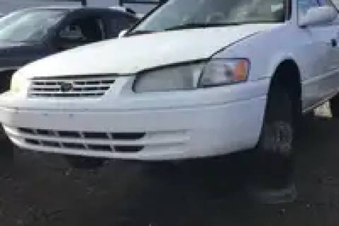 Photo of 1999 Toyota Camry
