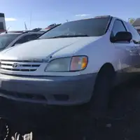Photo of 2000 Toyota Sienna