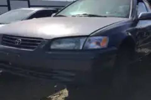 Photo of 1998 Toyota Camry
