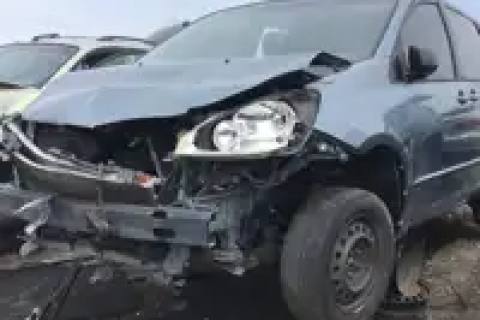 Photo of 2005 Toyota Sienna