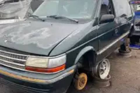 Photo of 1993 Chrysler Voyager