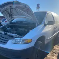 Photo of 1999 Chrysler Voyager
