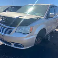 Photo of 2014 Chrysler Town & Country