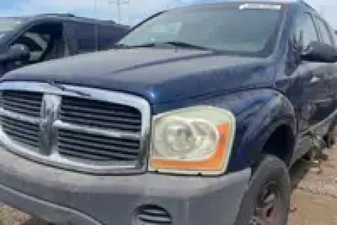 Photo of 2005 Dodge Durango