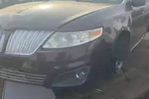 Photo of 2011 Ford Mks