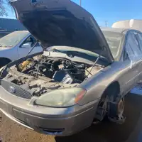 Photo of 2005 Ford Taurus