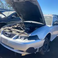Photo of 1999 Ford Mustang