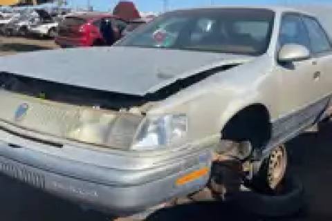 Photo of 1990 Ford Sable