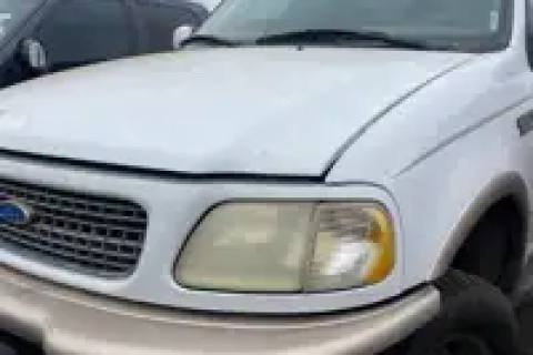 Photo of 1997 Ford Expedition