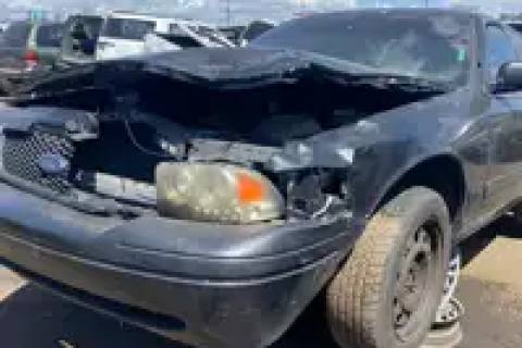 Photo of 2011 Ford Crown Victoria