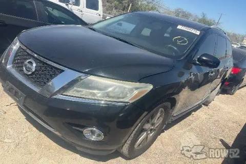 Photo of 2014 Nissan Pathfinder