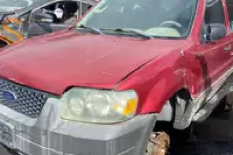 Photo of 2005 Ford Escape