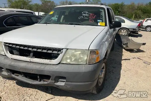 Photo of 2004 Ford Explorer