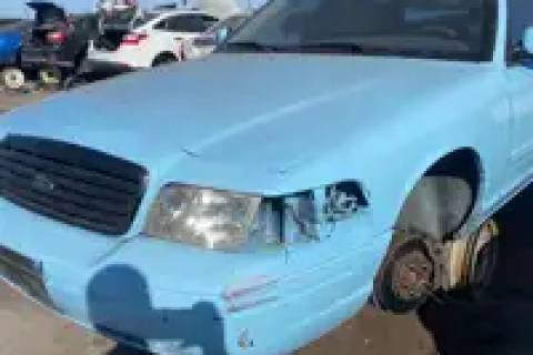 Photo of 2011 Ford Crown Victoria