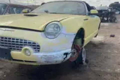 Photo of 2002 Ford Thunderbird