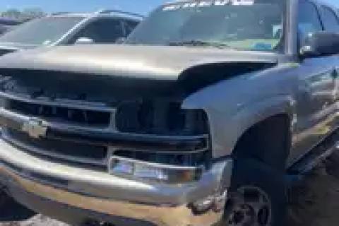 Photo of 2002 General Motors Tahoe