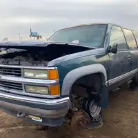 Photo of 1995 General Motors Suburban 1500
