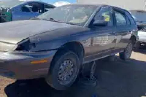 Photo of 1998 General Motors Saturn S Series