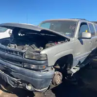 Photo of 2000 General Motors Suburban 1500