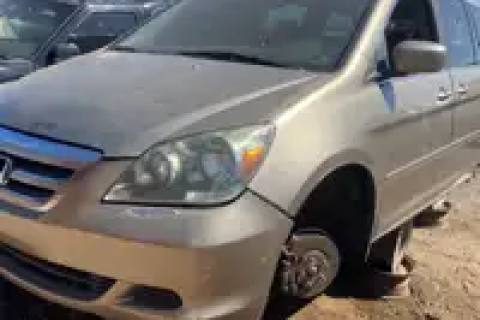 Photo of 2005 Honda Odyssey