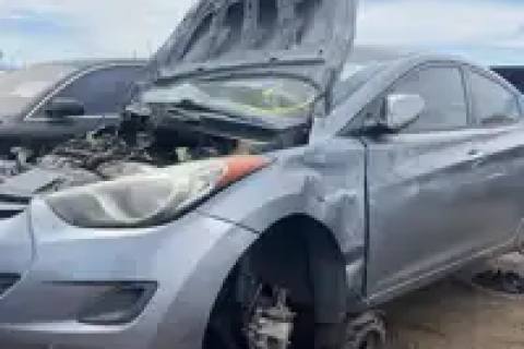 Photo of 2013 Hyundai Elantra