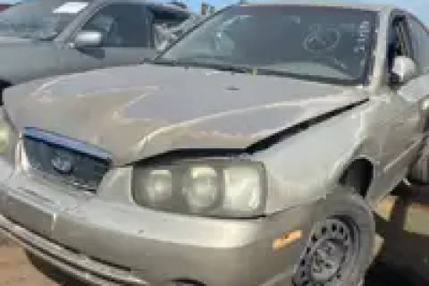 Photo of 2002 Hyundai Elantra