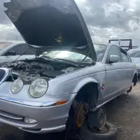 Photo of 2001 Jaguar S Type