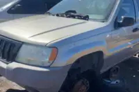 Photo of 2004 Jeep Grand Cherokee