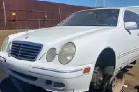 Photo of 2001 Mercedes-Benz Mercedes E-Class