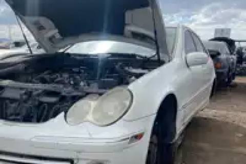 Photo of 2007 Mercedes-Benz Mercedes C-Class