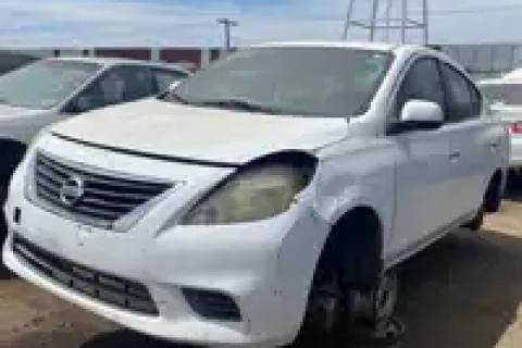 Photo of 2012 Nissan Versa
