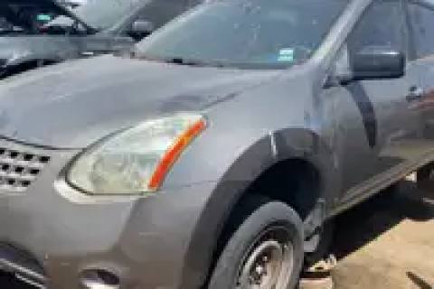 Photo of 2010 Nissan Rogue