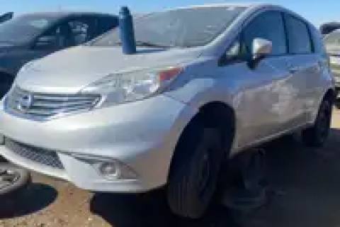 Photo of 2015 Nissan Versa