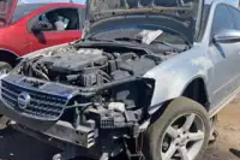 Photo of 2005 Nissan Altima
